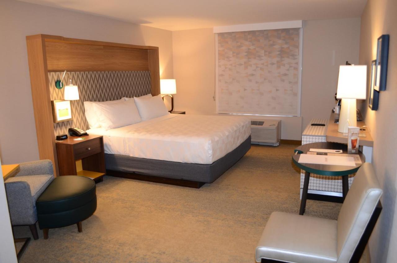Holiday Inn Edmonton South - Evario Events By Ihg Rom bilde