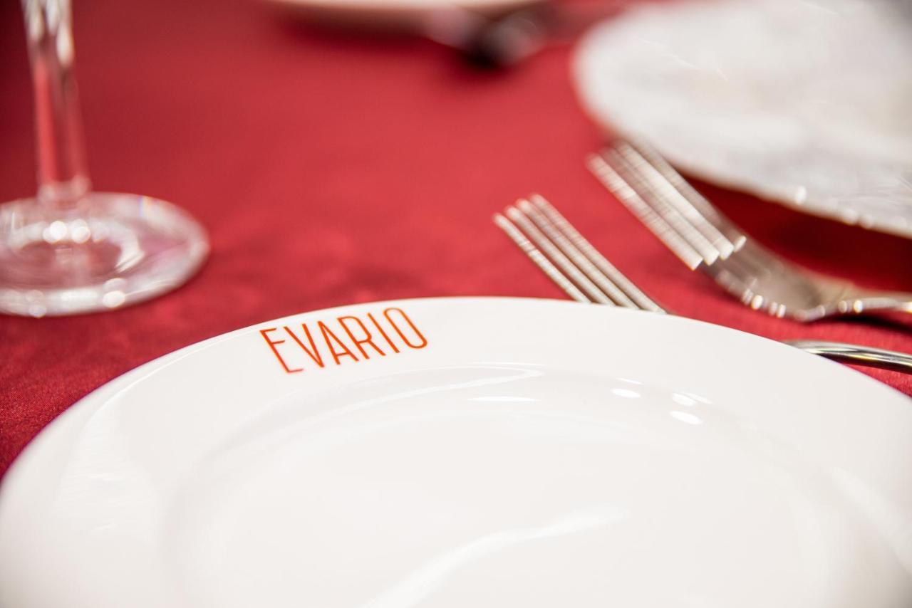 Holiday Inn Edmonton South - Evario Events By Ihg Eksteriør bilde