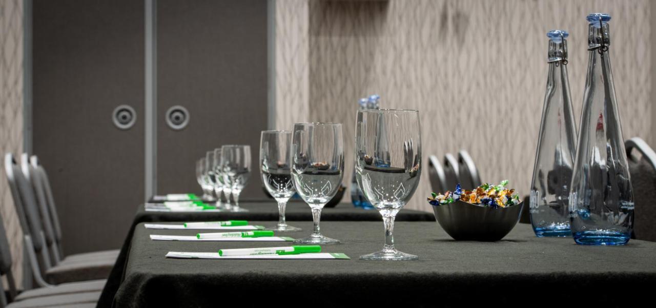 Holiday Inn Edmonton South - Evario Events By Ihg Eksteriør bilde